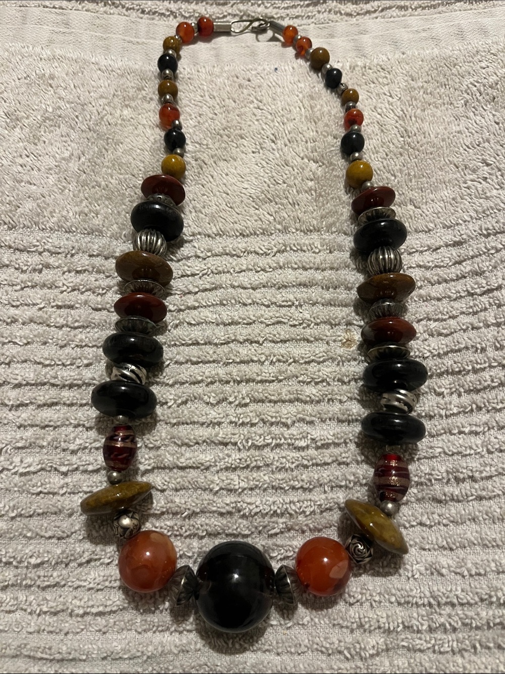 Tribal Chic Handmade Graduated Design Carnelian and Agate Necklace